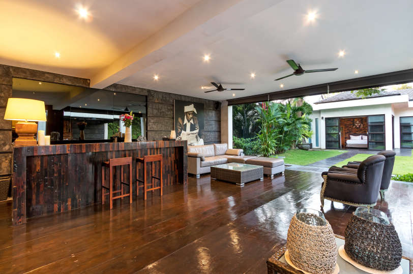 5 Bedroom Holiday Villa in Seminyak with Private Pool, Bali Villa 2001