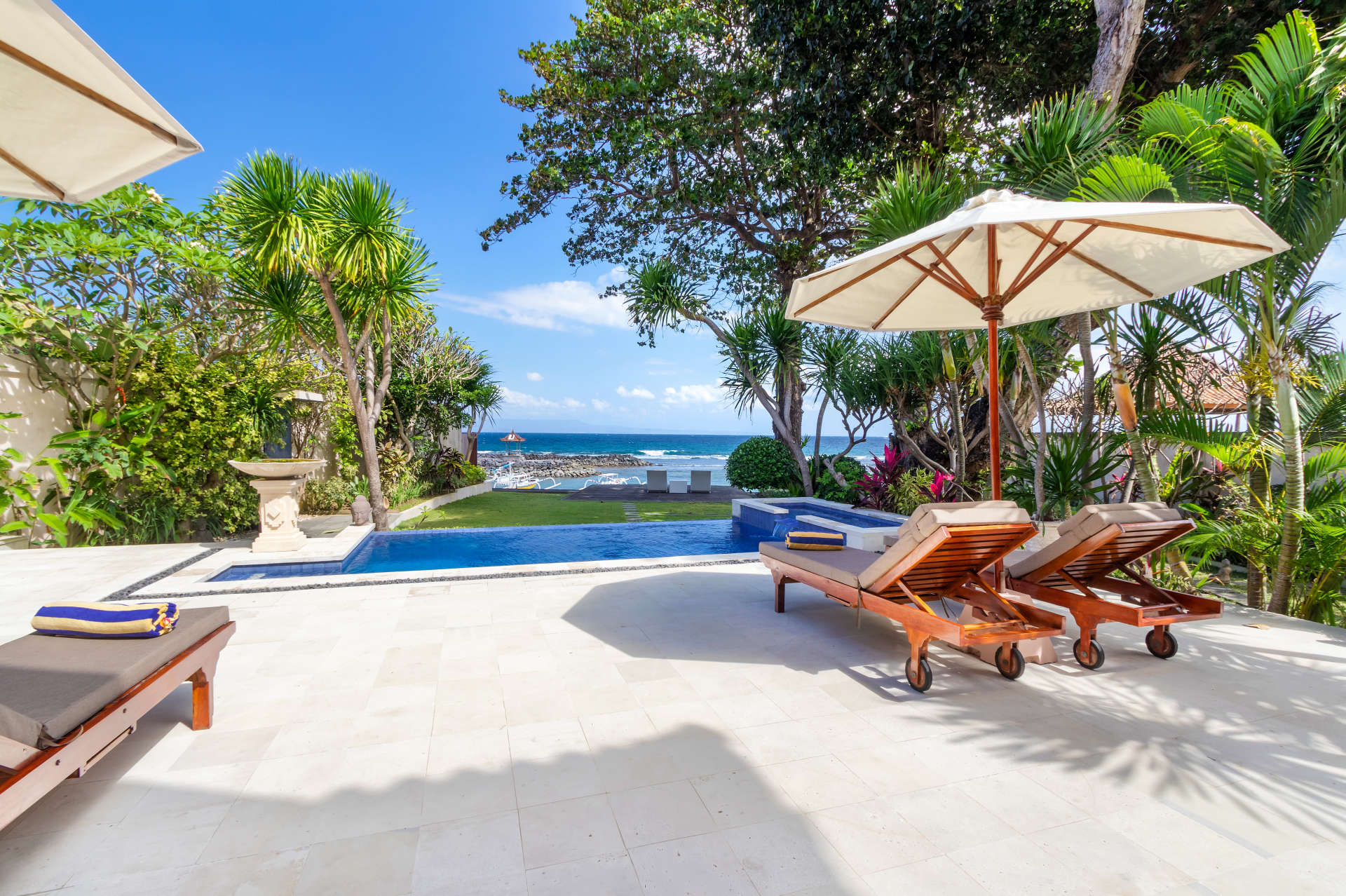 Luxury 5 Star Villa in Bali, Bali Villa 2002