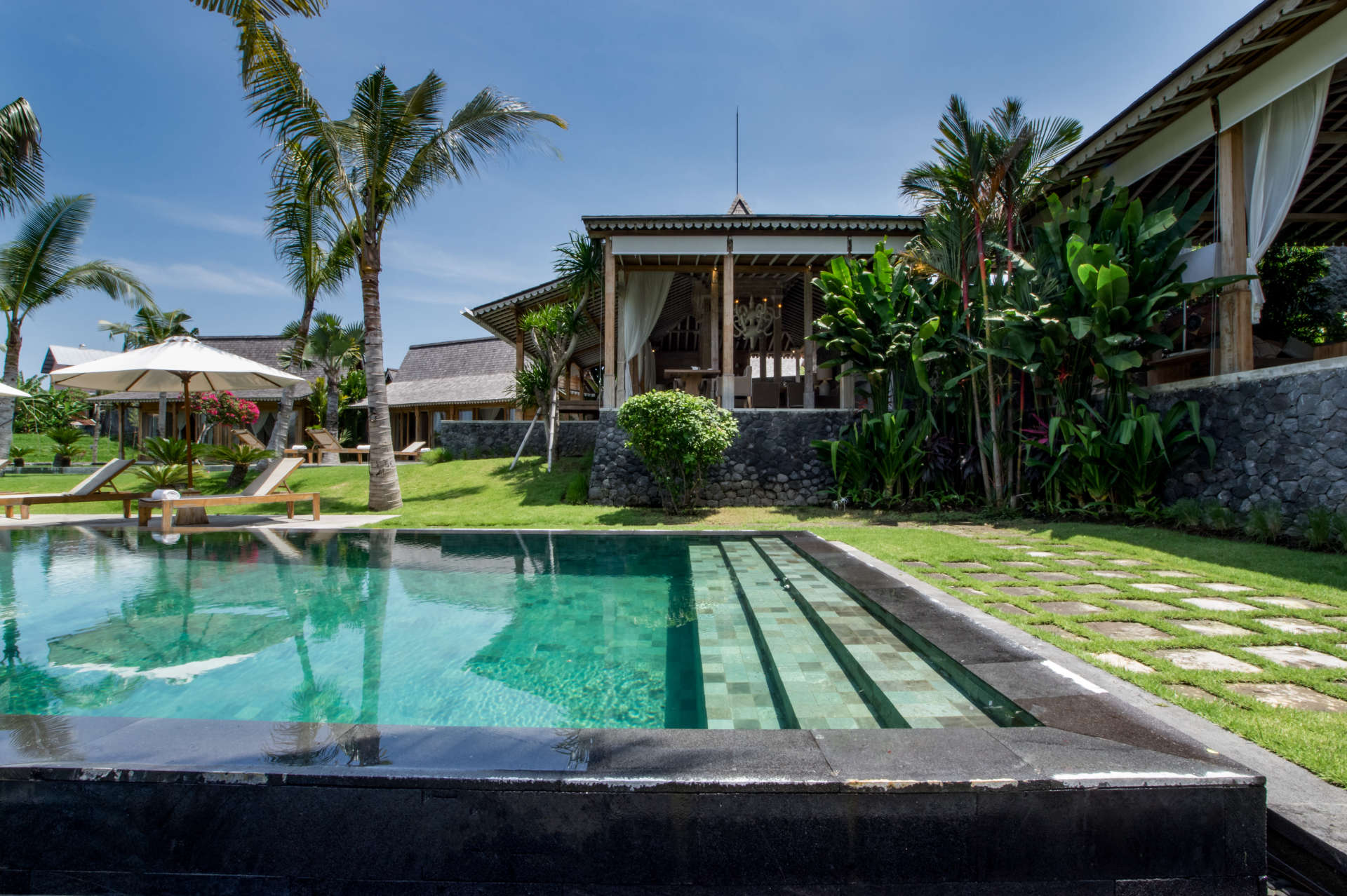 Enjoy a Holiday of a Lifetime Renting Your Own 5 Star Private Villa at the Best Rate in Kerobokan, Villa Bali 2008