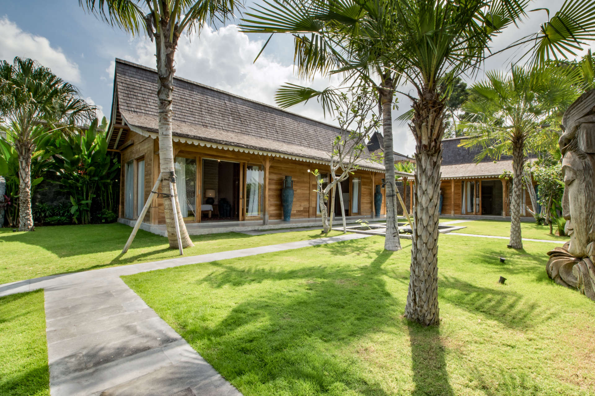 Enjoy a Holiday of a Lifetime Renting Your Own 5 Star Private Villa at the Best Rate in Kerobokan, Villa Bali 2008