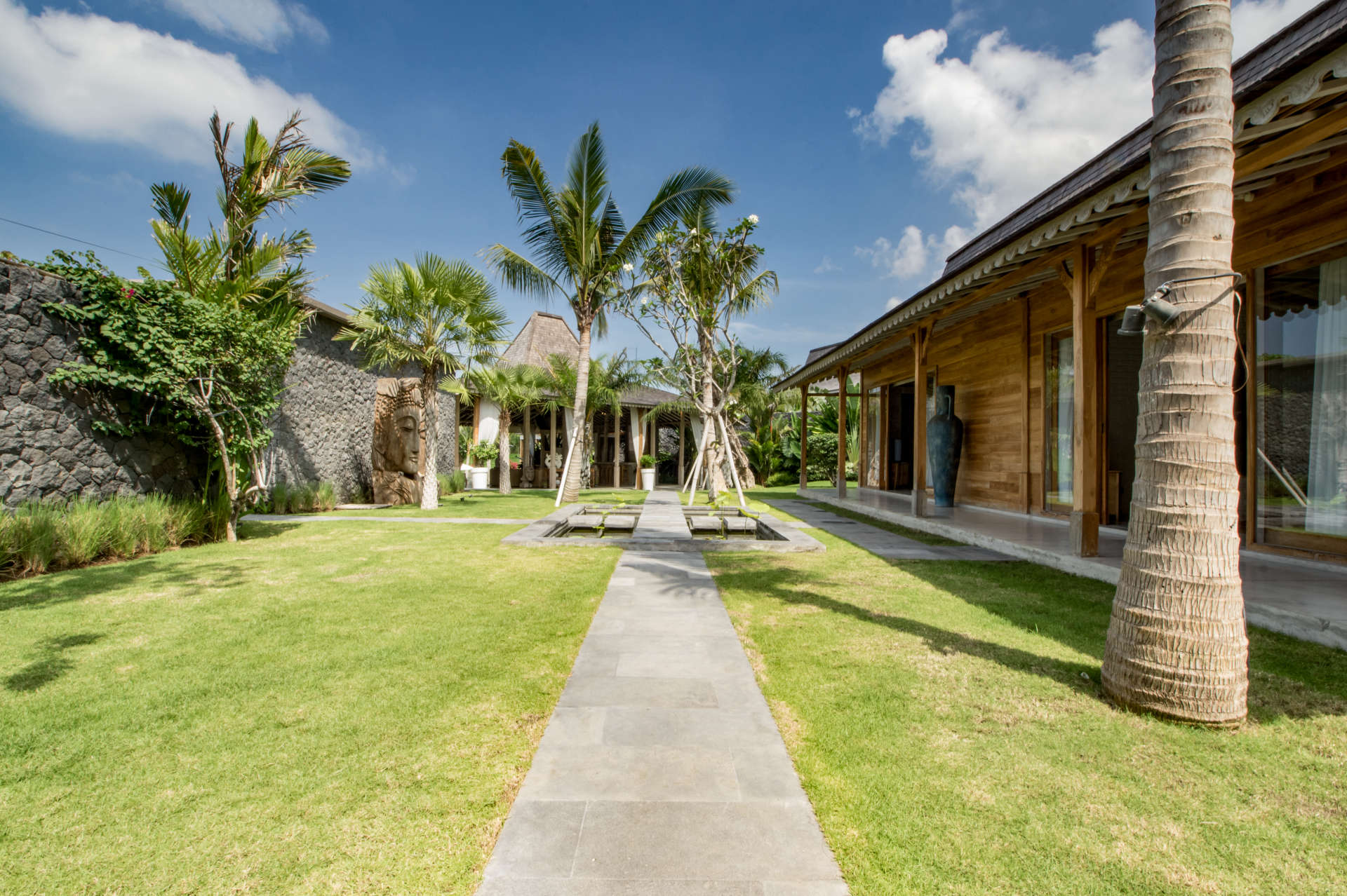 Enjoy a Holiday of a Lifetime Renting Your Own 5 Star Private Villa at the Best Rate in Kerobokan, Villa Bali 2008