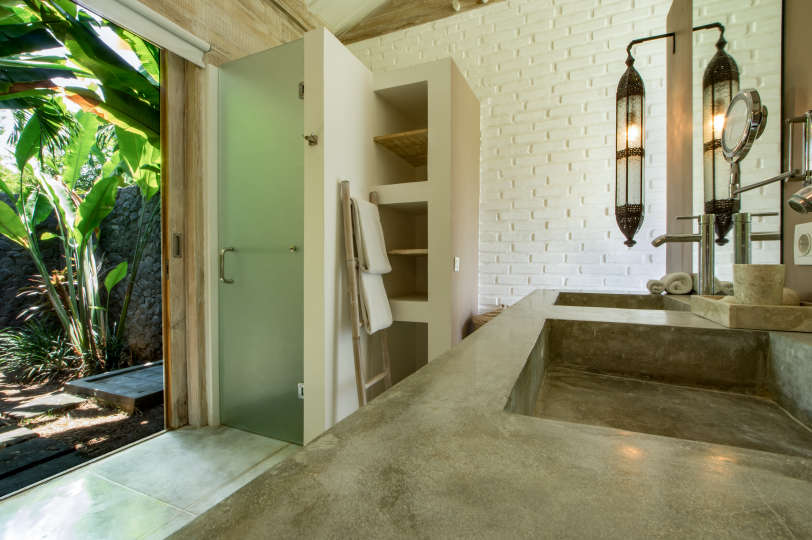 Enjoy a Holiday of a Lifetime Renting Your Own 5 Star Private Villa at the Best Rate in Kerobokan, Villa Bali 2008