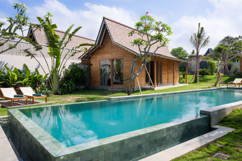 Luxury 5 Bedroom Villa with Private Pool, Bali Villa 2022