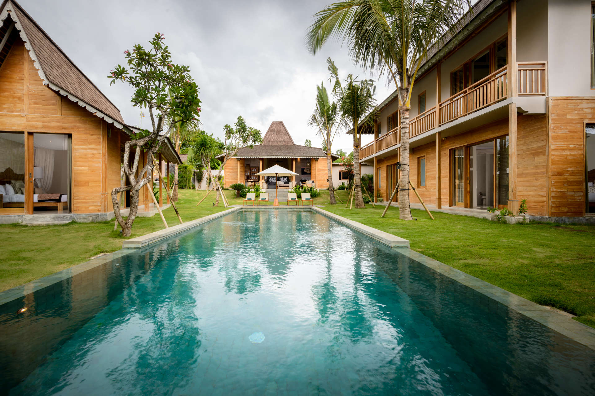 Luxury 5 Bedroom Villa with Private Pool, Bali Villa 2022