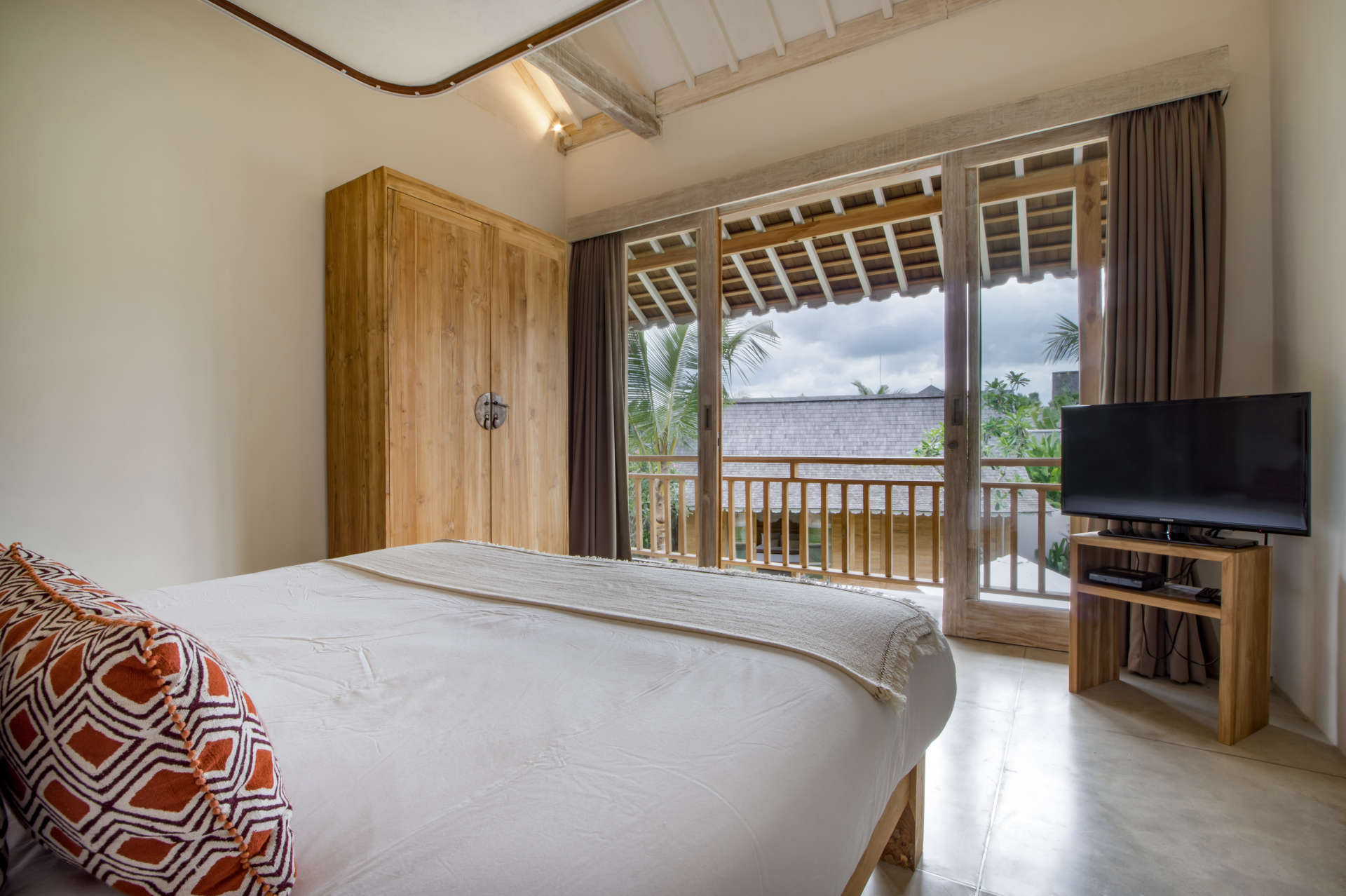 Luxury 5 Bedroom Villa with Private Pool, Bali Villa 2022