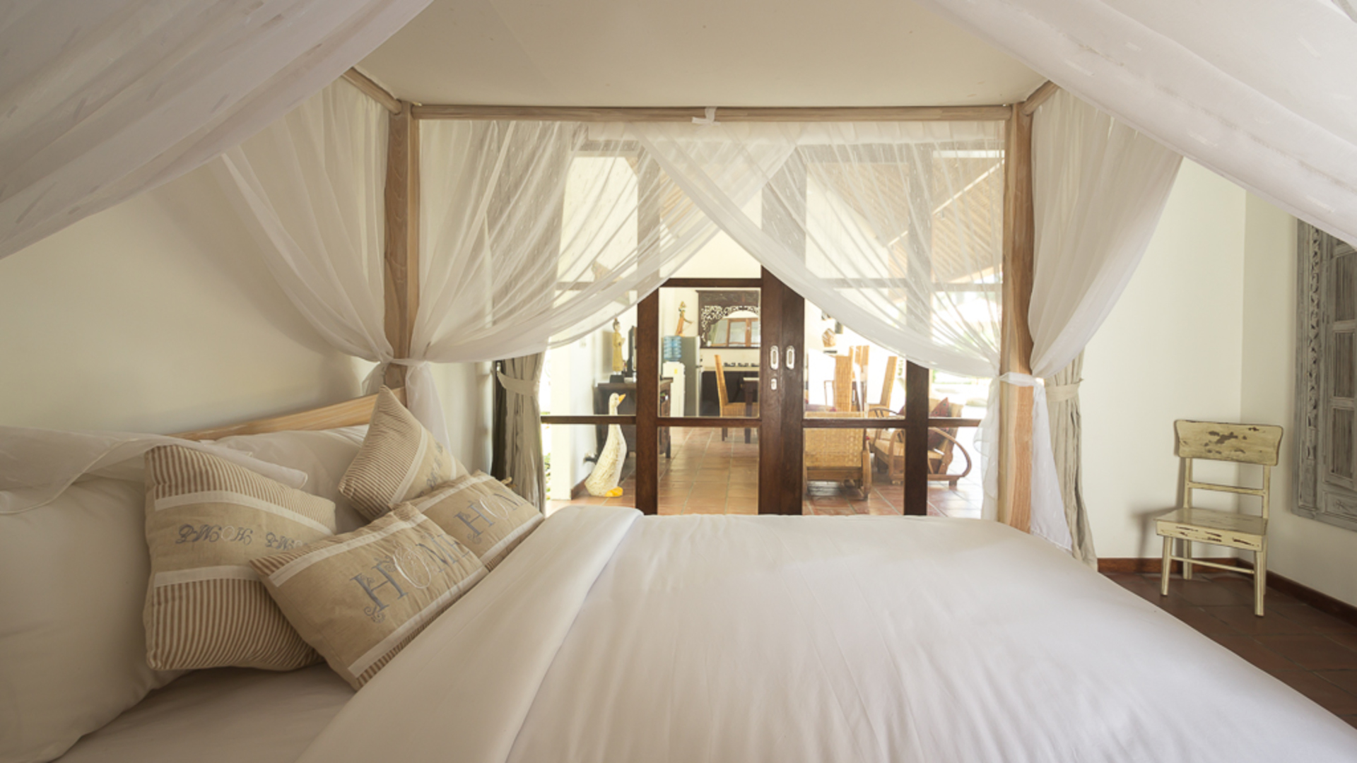 Beautiful 5 Star Holiday Villa in a Prime Location in Ubud, Book Early to Secure Your Dates, Villa Bali 2036
