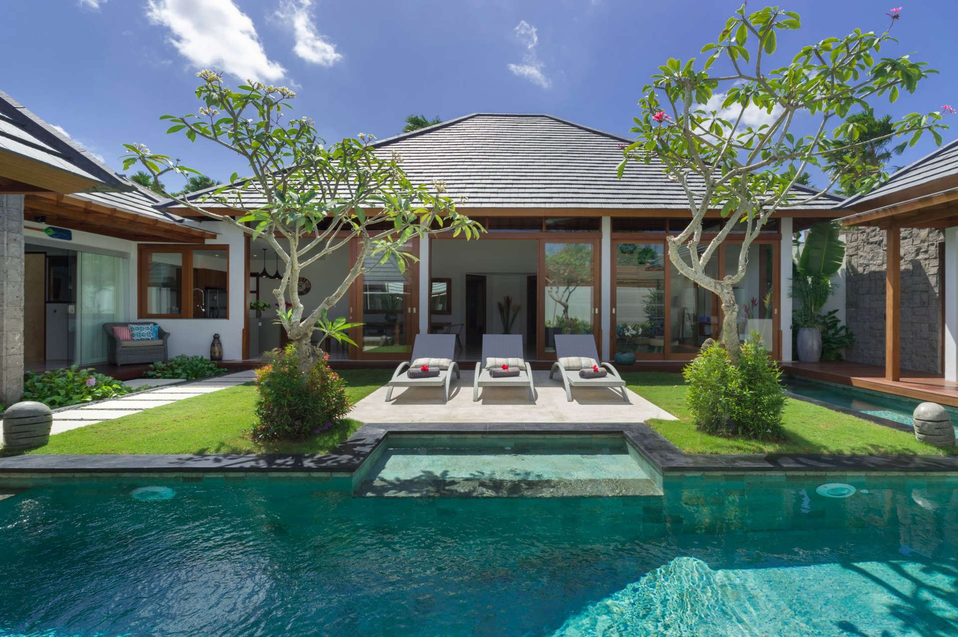 Imagine Your Family Renting a Luxury Holiday Villa Close to Seminyak’s Main Attractions, Villa Bali 2043