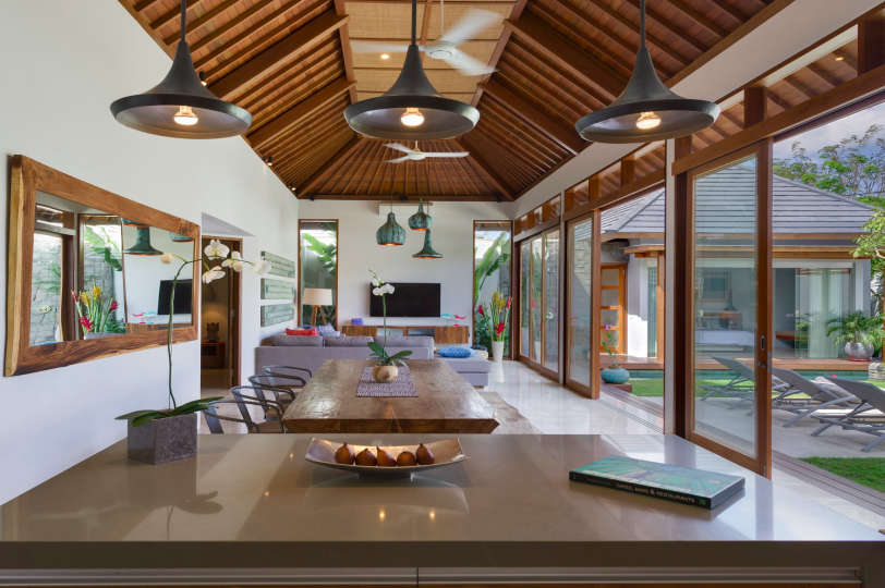 Imagine Your Family Renting a Luxury Holiday Villa Close to Seminyak’s Main Attractions, Villa Bali 2043