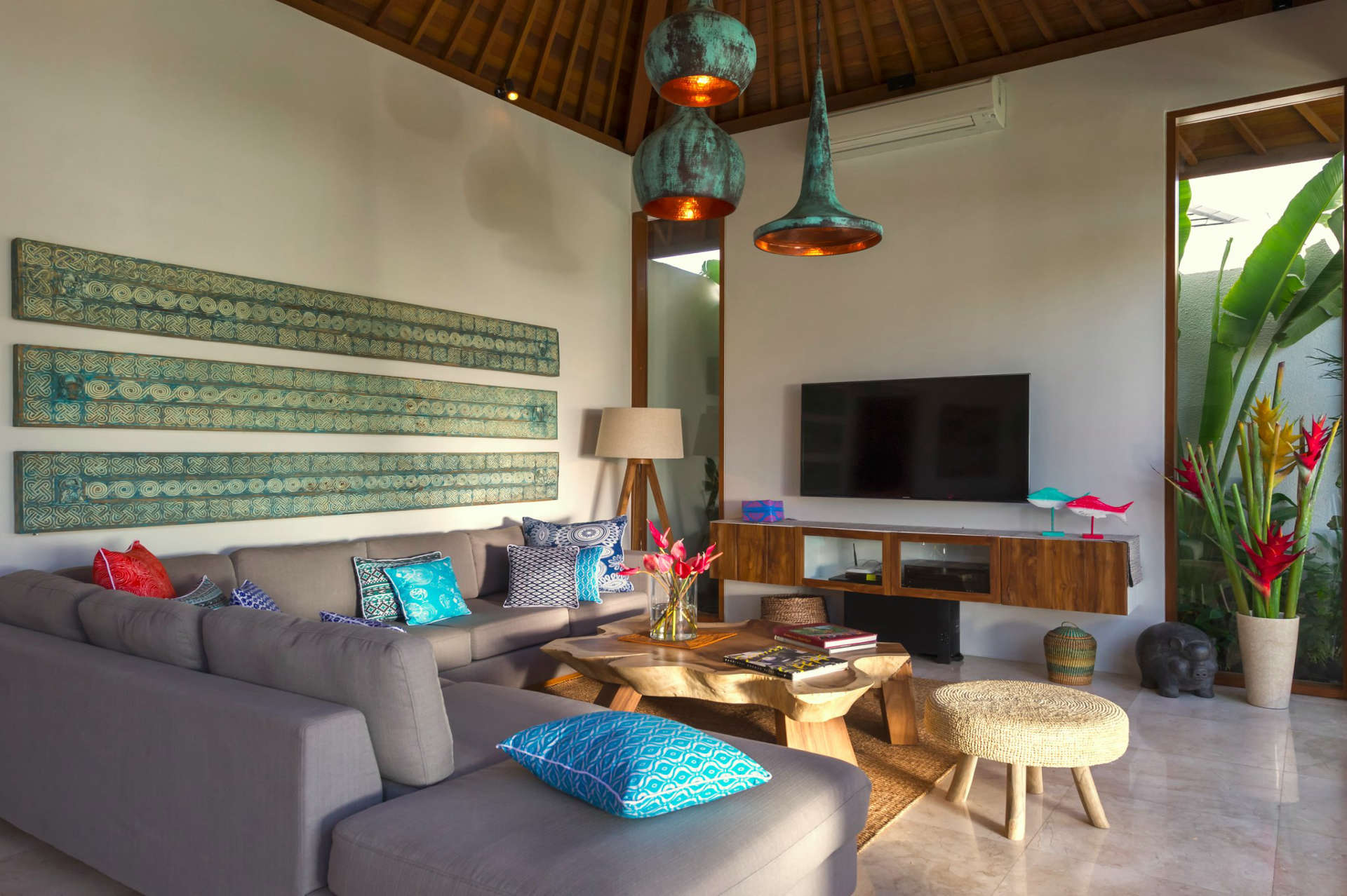 Imagine Your Family Renting a Luxury Holiday Villa Close to Seminyak’s Main Attractions, Villa Bali 2043