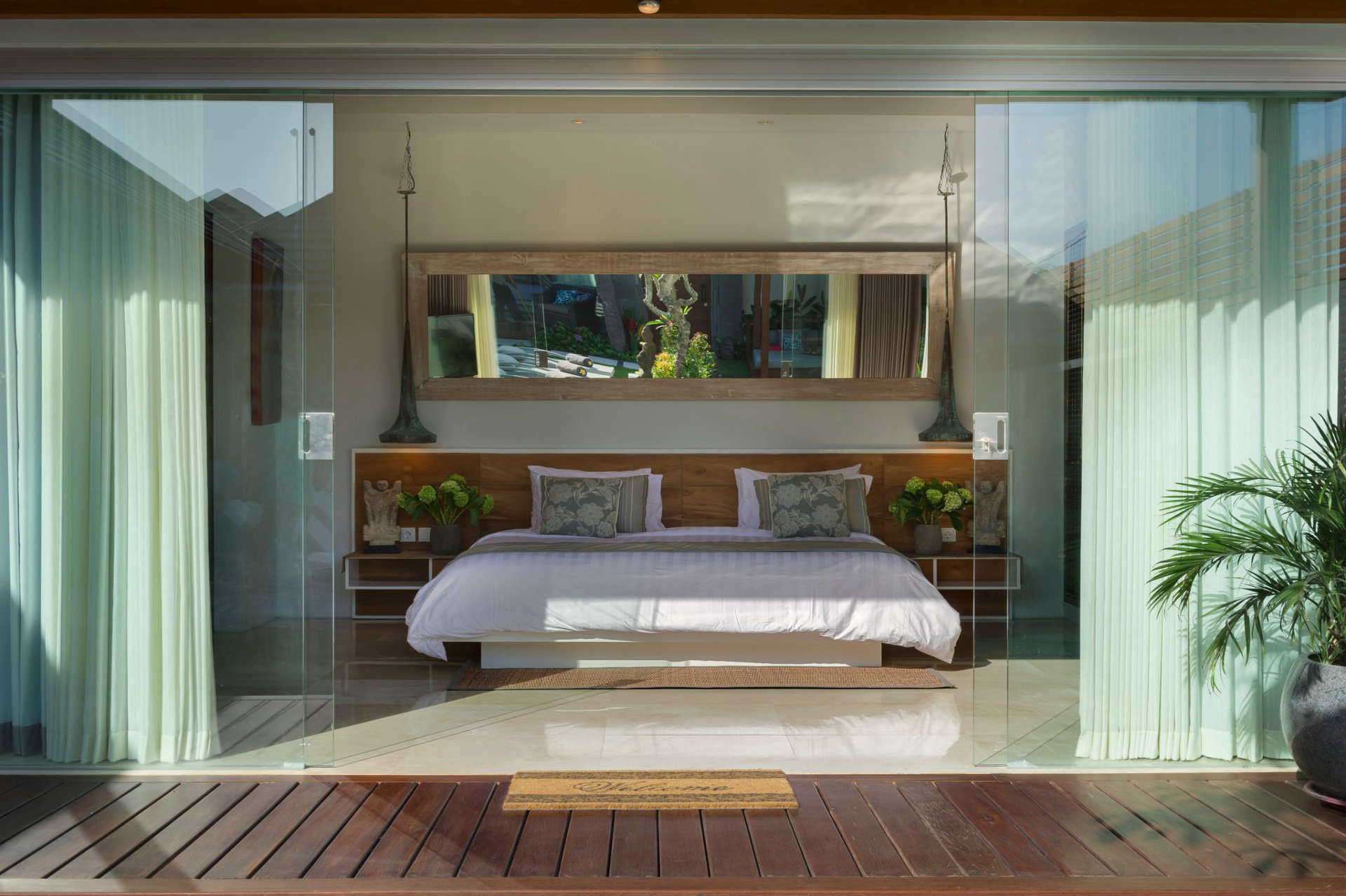 Imagine Your Family Renting a Luxury Holiday Villa Close to Seminyak’s Main Attractions, Villa Bali 2043