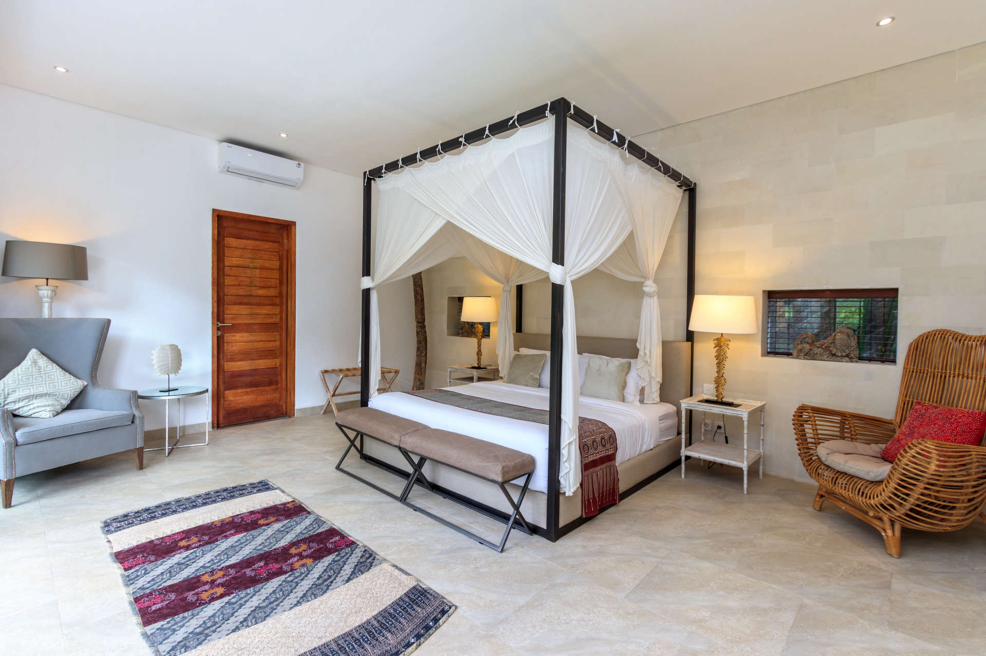 Luxury 5 Bedroom Villa with Private Pool, Bali Villa 2055