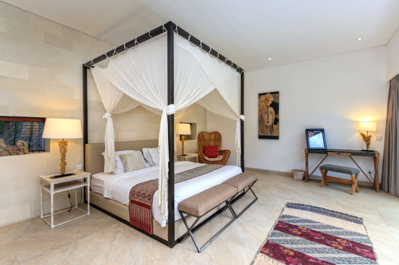 Luxury 5 Bedroom Villa with Private Pool, Bali Villa 2055