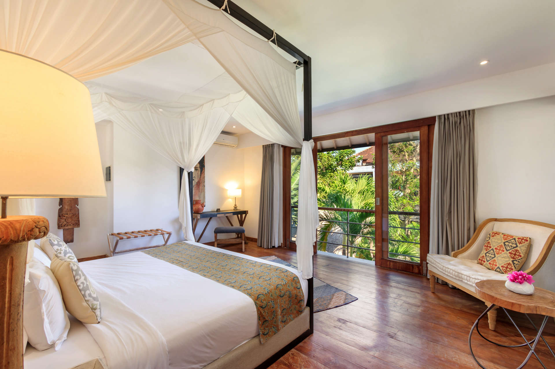 Luxury 5 Bedroom Villa with Private Pool, Bali Villa 2055