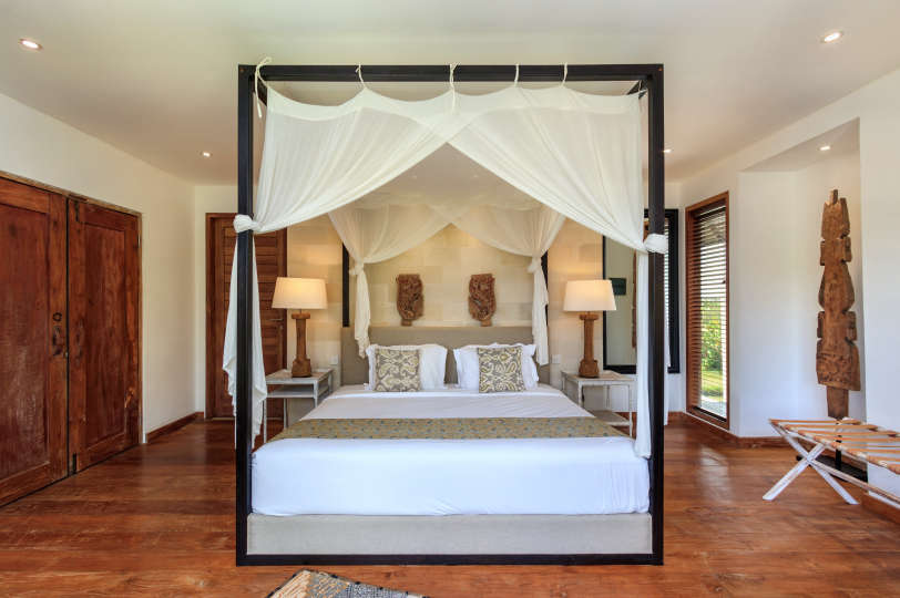 Luxury 5 Bedroom Villa with Private Pool, Bali Villa 2055