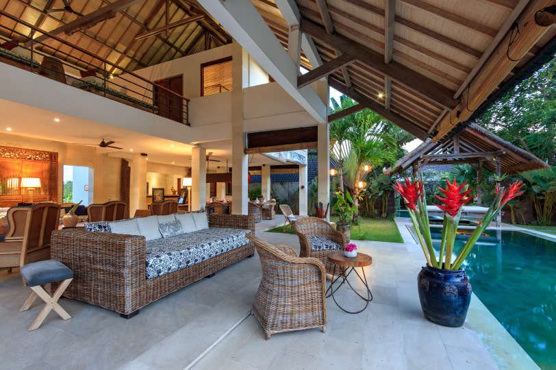 Luxury 5 Bedroom Villa with Private Pool, Bali Villa 2055