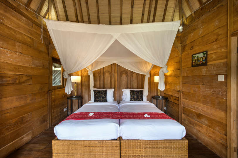 5 Star Villa in Bali, Minutes from the Beach, Bali Villa 2056