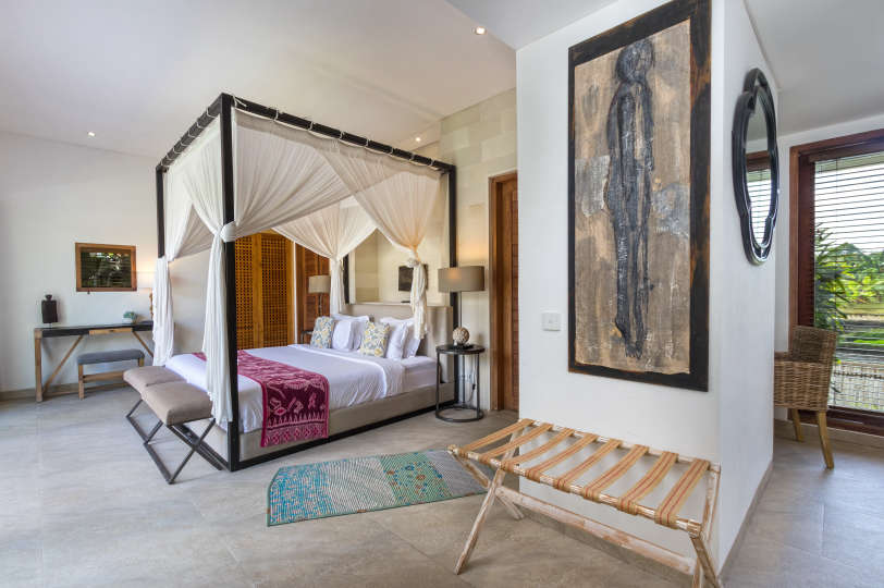 5 Star Villa in Bali, Minutes from the Beach, Bali Villa 2056