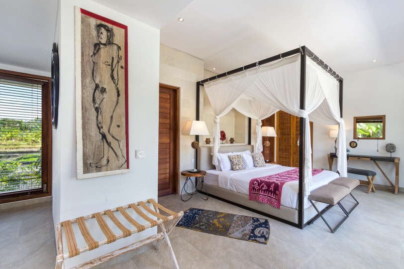 5 Star Villa in Bali, Minutes from the Beach, Bali Villa 2056