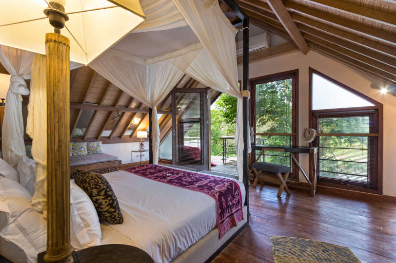 5 Star Villa in Bali, Minutes from the Beach, Bali Villa 2056