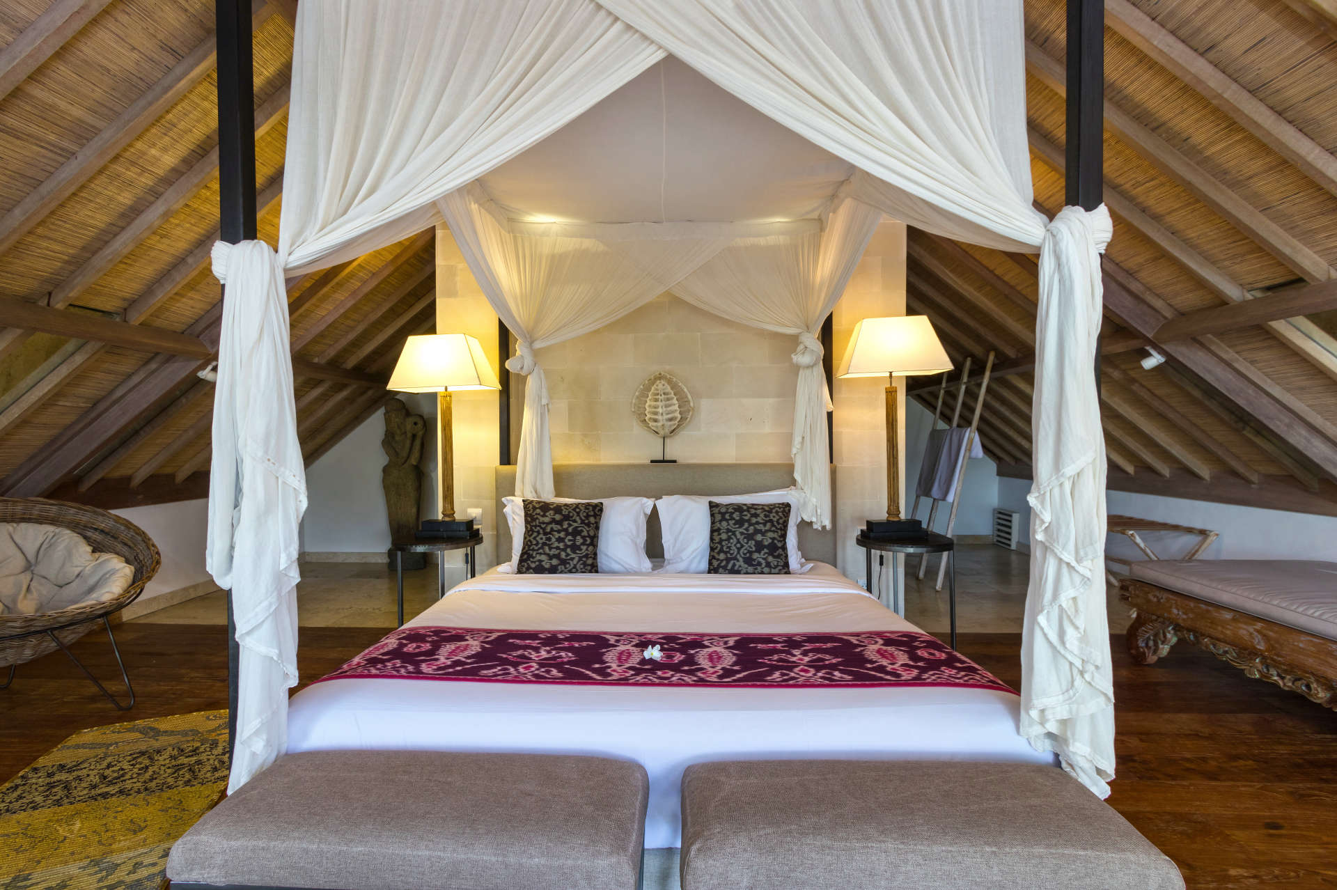 5 Star Villa in Bali, Minutes from the Beach, Bali Villa 2056