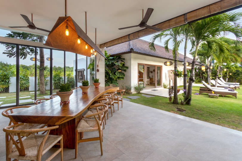 5 Star Villa in Bali, Minutes from the Beach, Bali Villa 2056