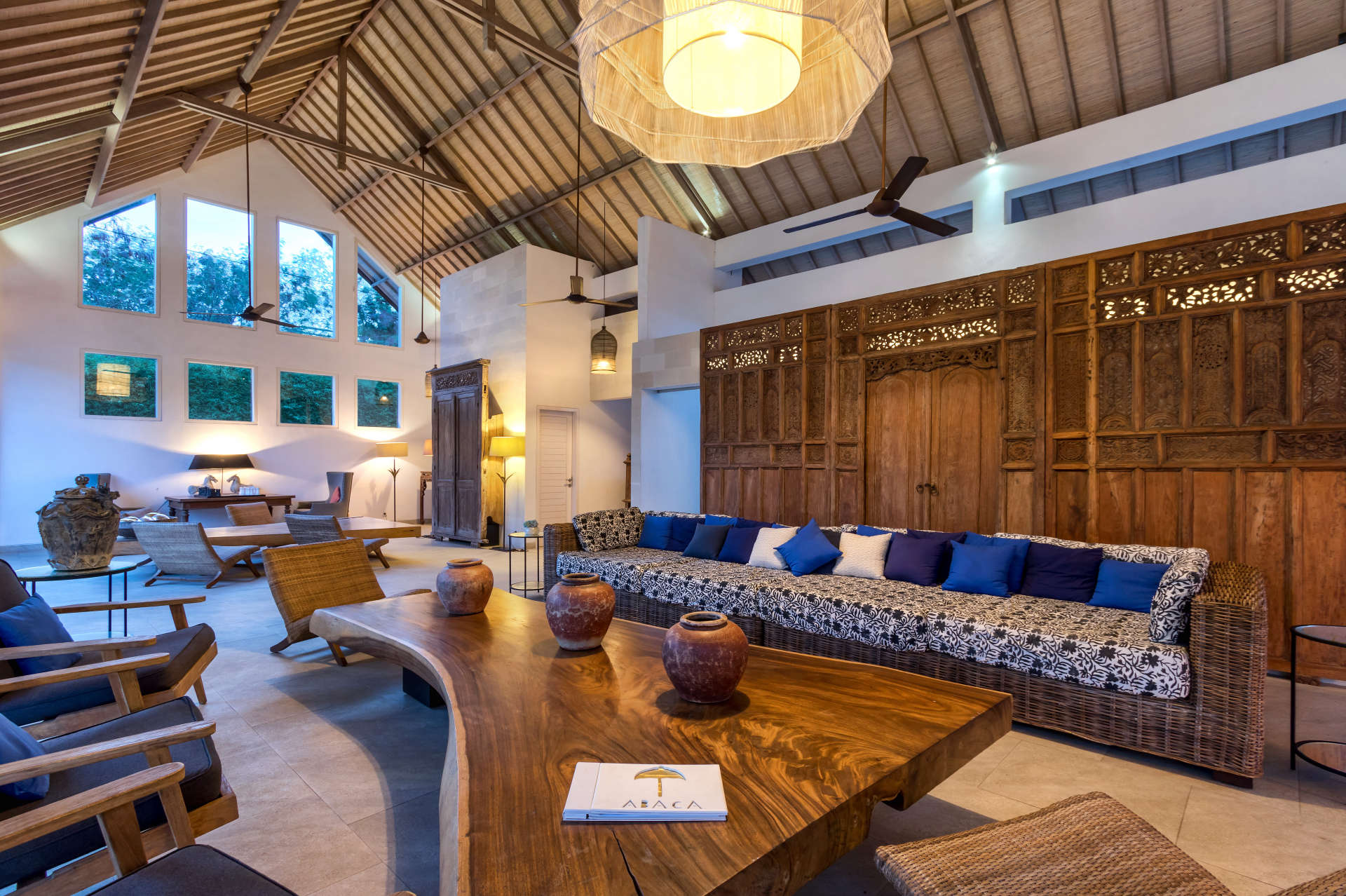 5 Star Villa in Bali, Minutes from the Beach, Bali Villa 2056