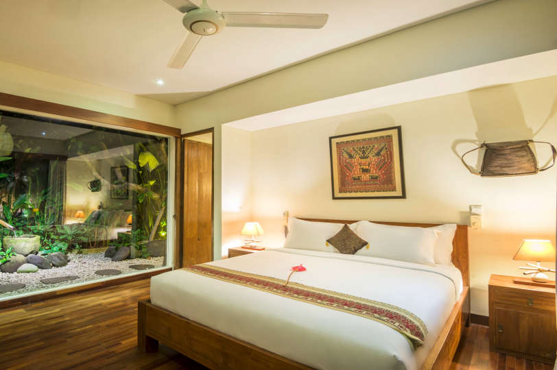 5 Star Villa in Bali, Minutes from the Beach, Bali Villa 2064