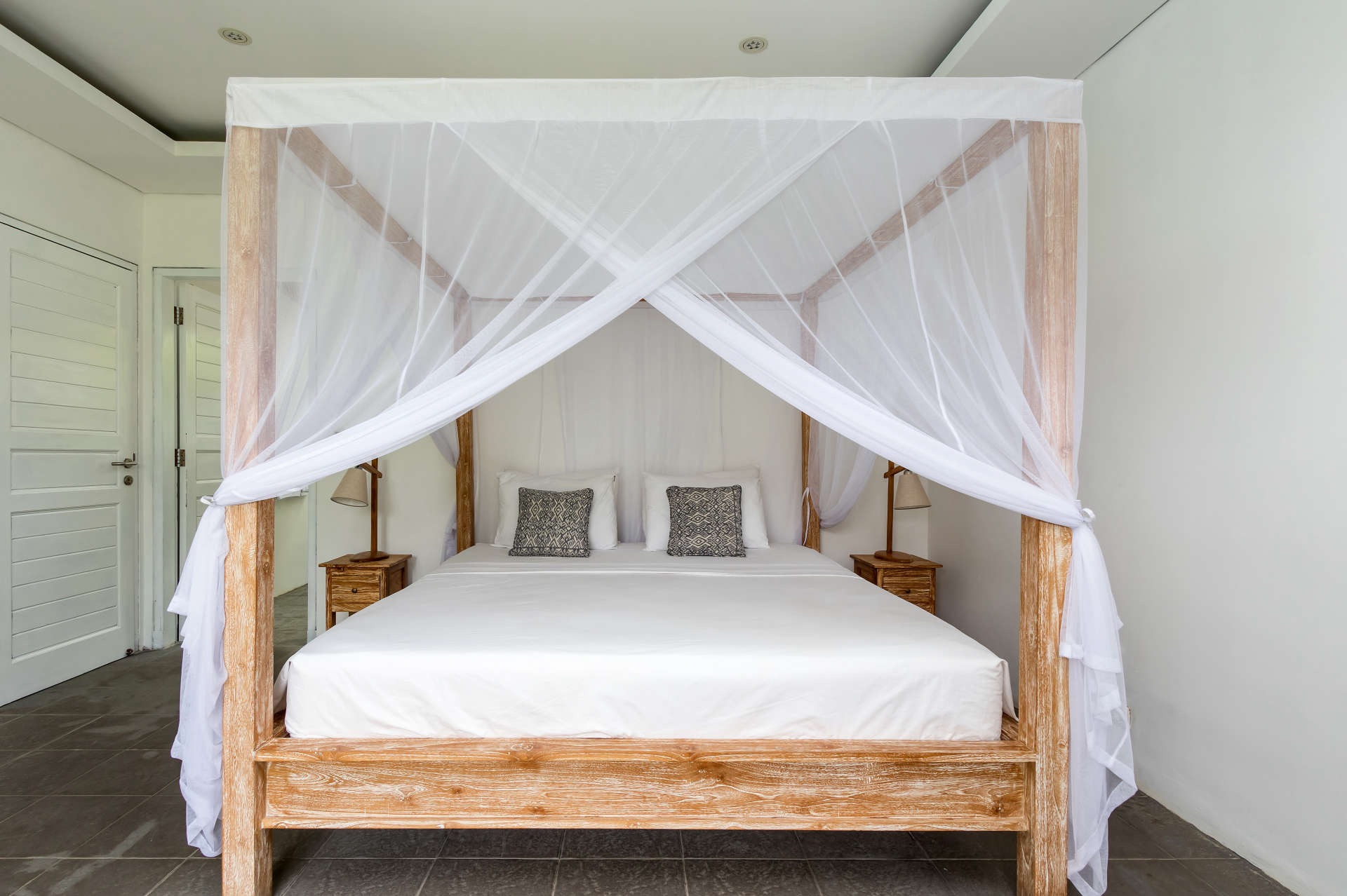 Luxury 4 Bedroom Villa with Private Pool, Bali Villa 2067