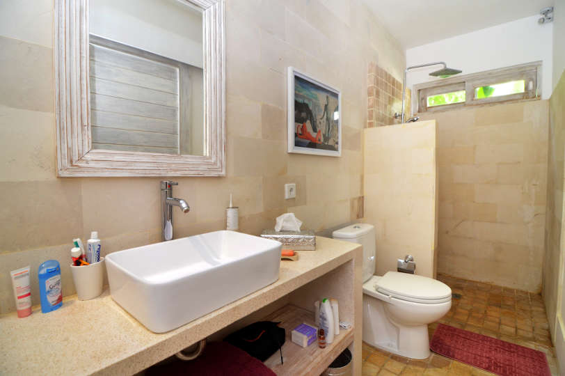 5 Star Villa in Bali, Minutes from the Beach, Bali Villa 2070