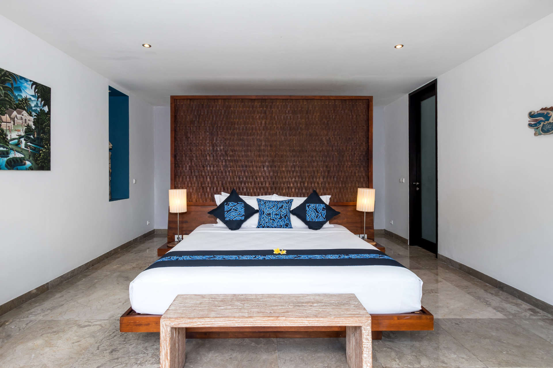 5 Star Villa in Bali, Minutes from the Beach, Bali Villa 2080