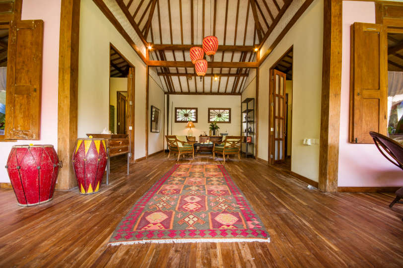 5 Star Villa in Bali, Minutes from the Beach, Bali Villa 2083