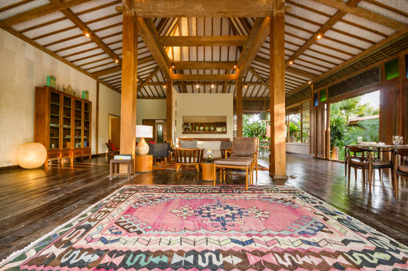 5 Star Villa in Bali, Minutes from the Beach, Bali Villa 2083