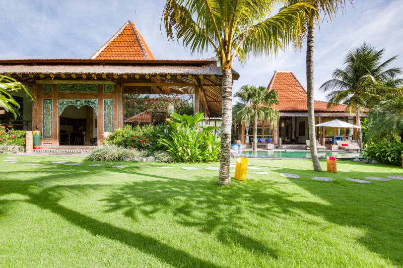 5 Star Villa in Bali, Minutes from the Beach, Bali Villa 2083