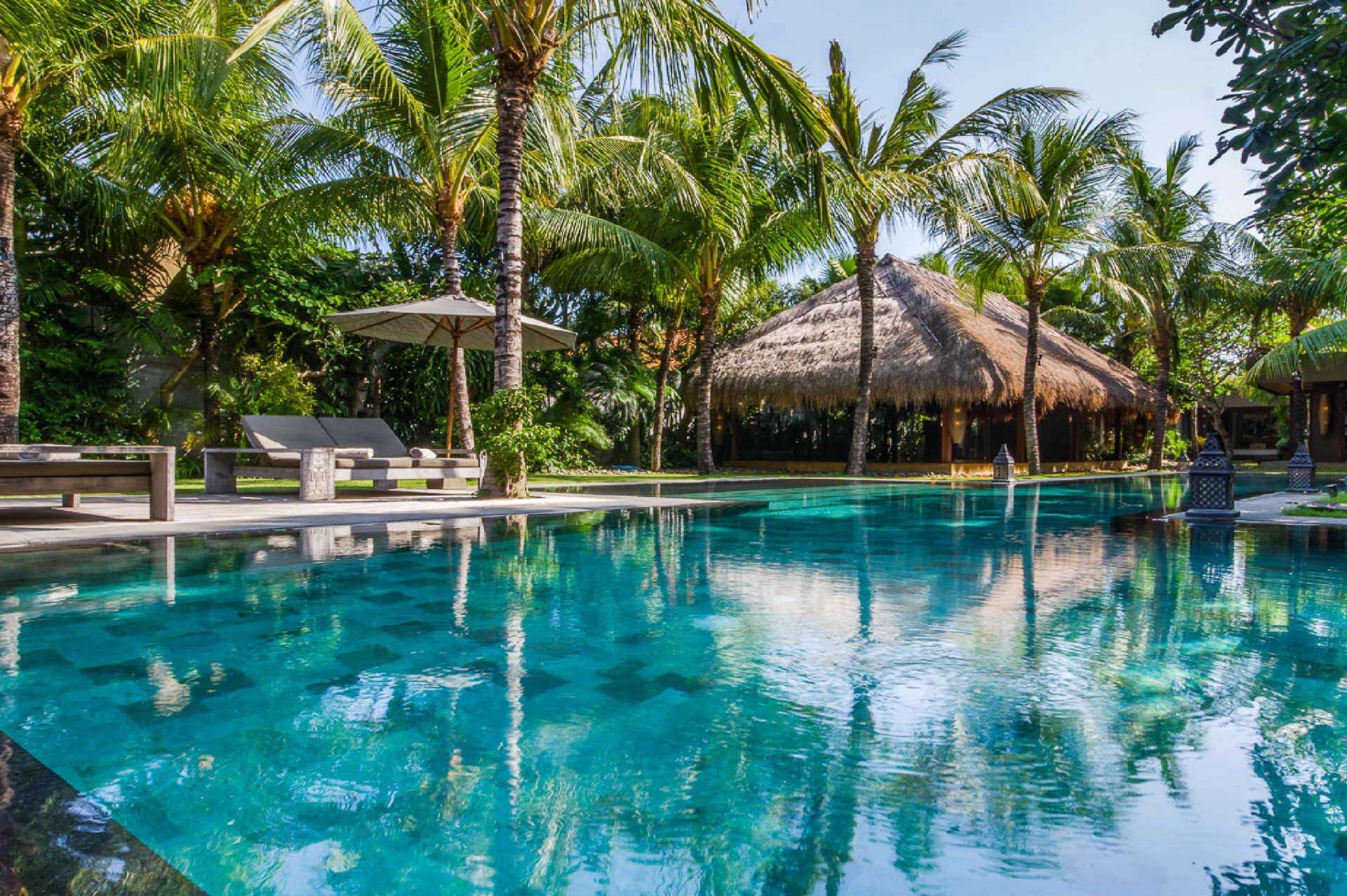 Rent a Luxury Villa in Bali Close to the Beach, Bali Villa 2086