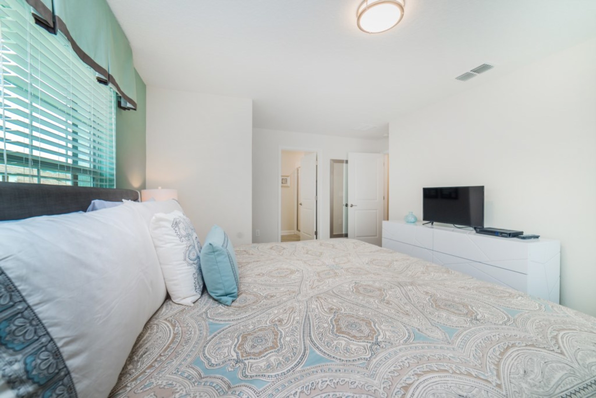 At Last You and Your Family can Rent a Luxury Home on Storey Lake Resort with a Private Pool, Townhome Orlando 1002