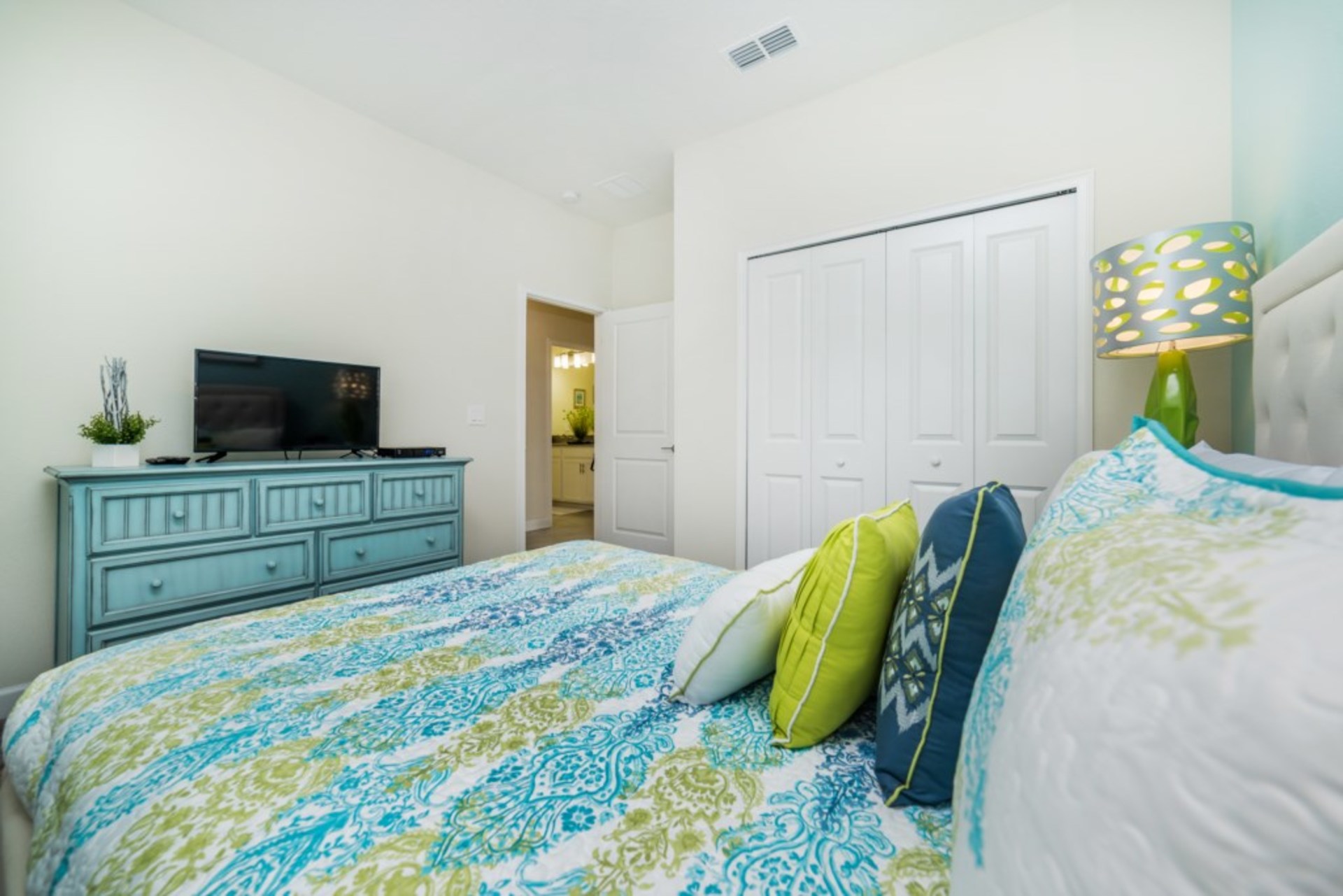 At Last You and Your Family can Rent a Luxury Home on Storey Lake Resort with a Private Pool, Townhome Orlando 1002