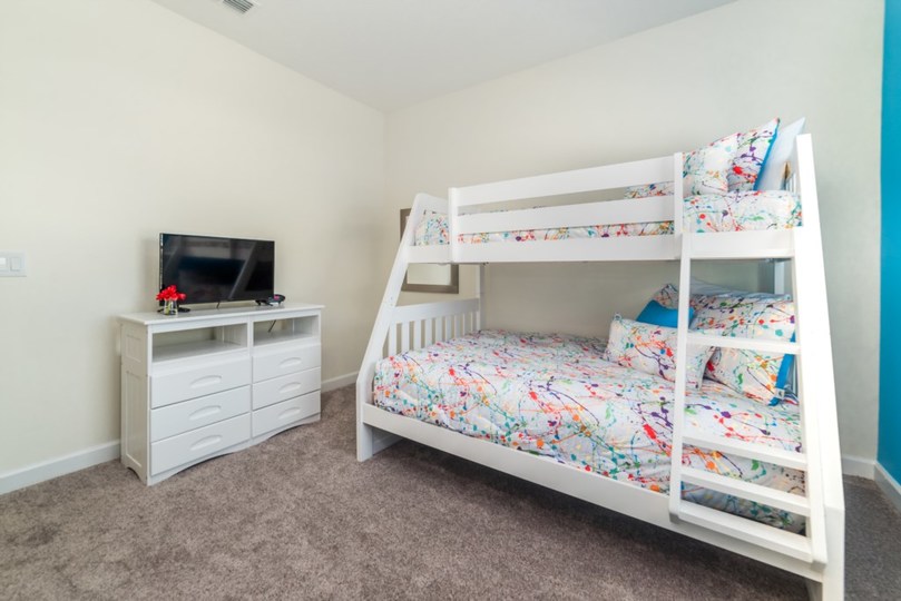 You and Your Family will Love this 5 Star Home with Private Pool on Storey Lake Resort, Townhome Orlando 6414