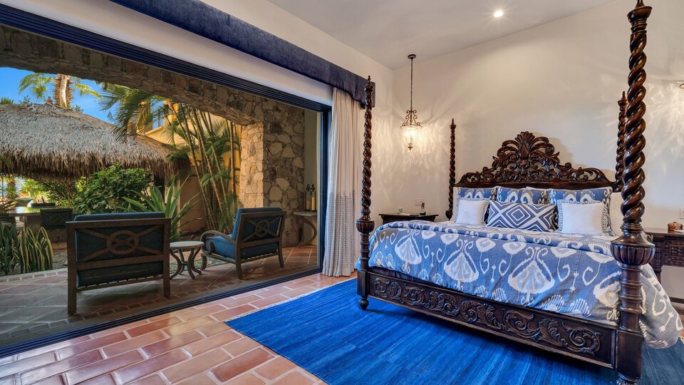 Picture Relaxing Beside Your Private Pool in Cabo San Lucas Reading Your Favourite Book, Cabo San Lucas Villa 1028