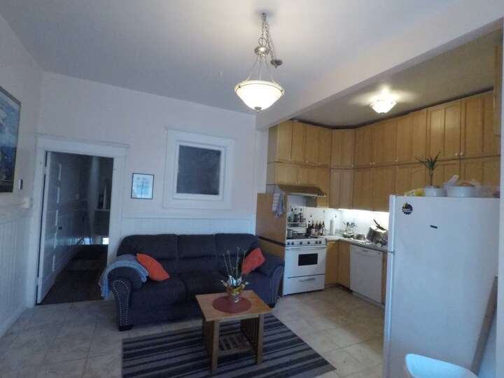 Rent this Luxury Apartment in Prime Location, San Francisco Apartment 1022