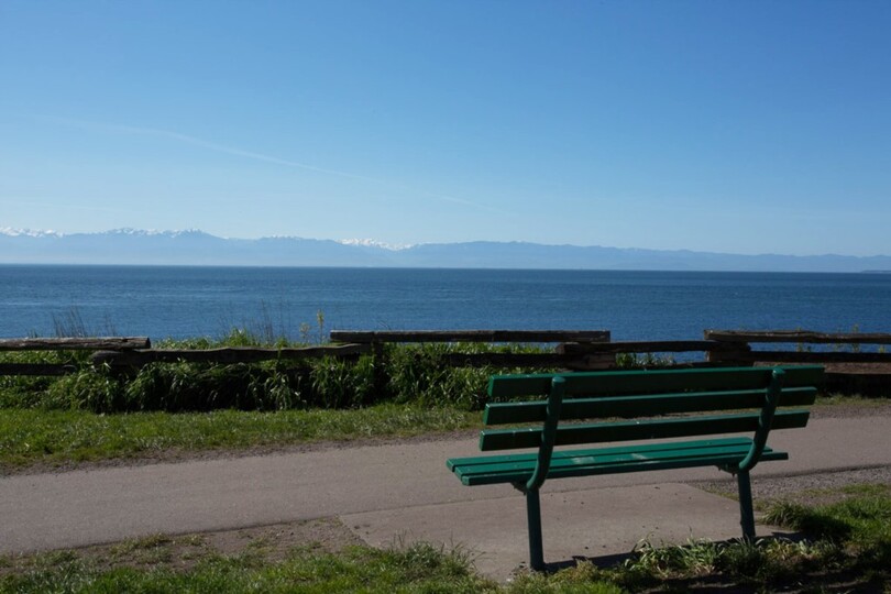 Beautiful 5 Star Home minutes from City Centre, Vancouver Island Apartment 1003