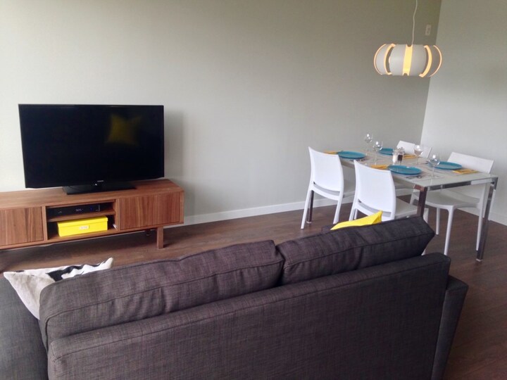 Beautiful 5 Star Apartment in Prime Location, Vancouver Island Apartment 1006