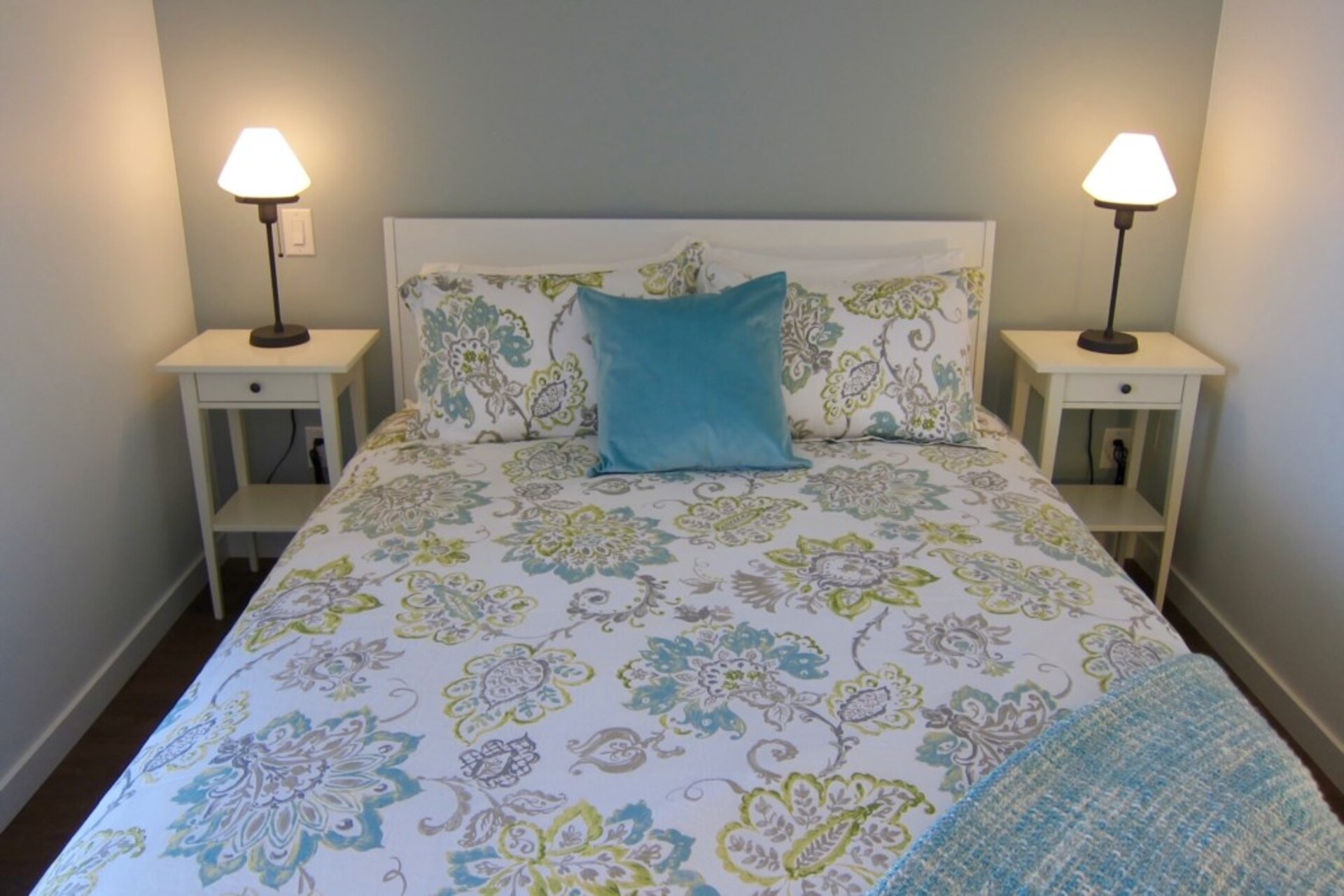 Beautiful 5 Star Apartment in Prime Location, Vancouver Island Apartment 1006