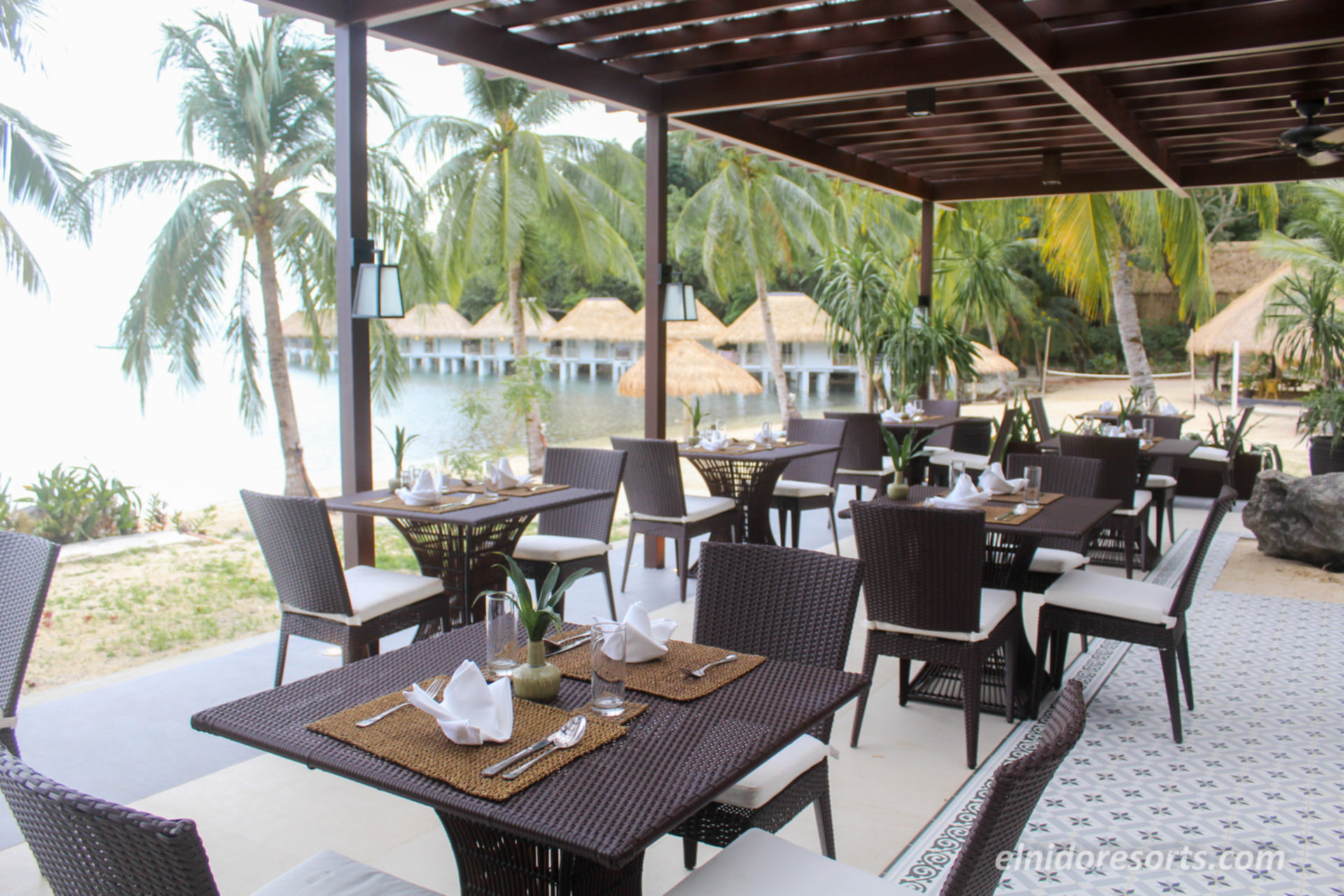 Beautiful 5 Star Loft Water Cottage with Sea Views on Apulit Island Resort, El Nido Cottage 1002