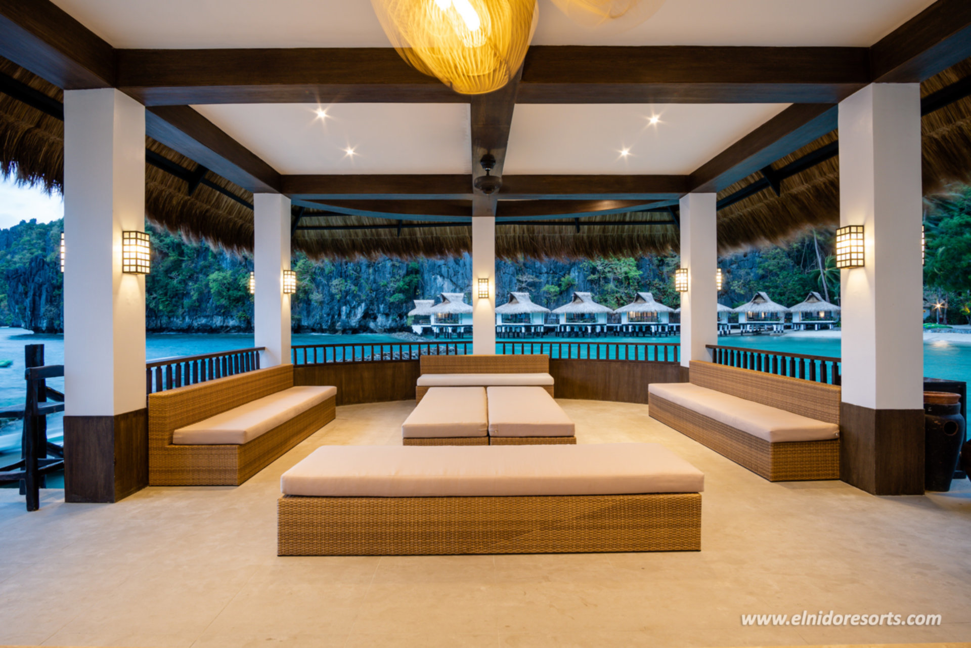 The Ultimate Deluxe Seaview Cottage on Miniloc Island Resort, El Nido Cottage 1016