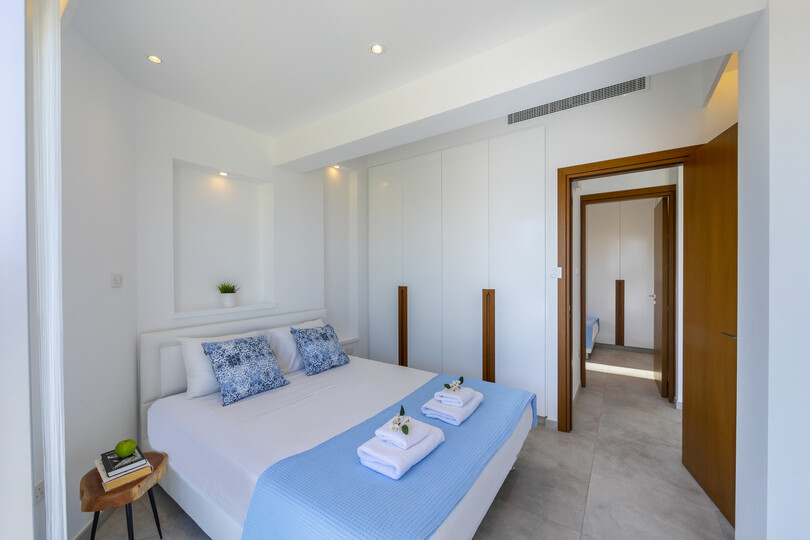Imagine You and Your Family Renting this Perfect Beachfront Apartment, Larnaca Apartment 1388