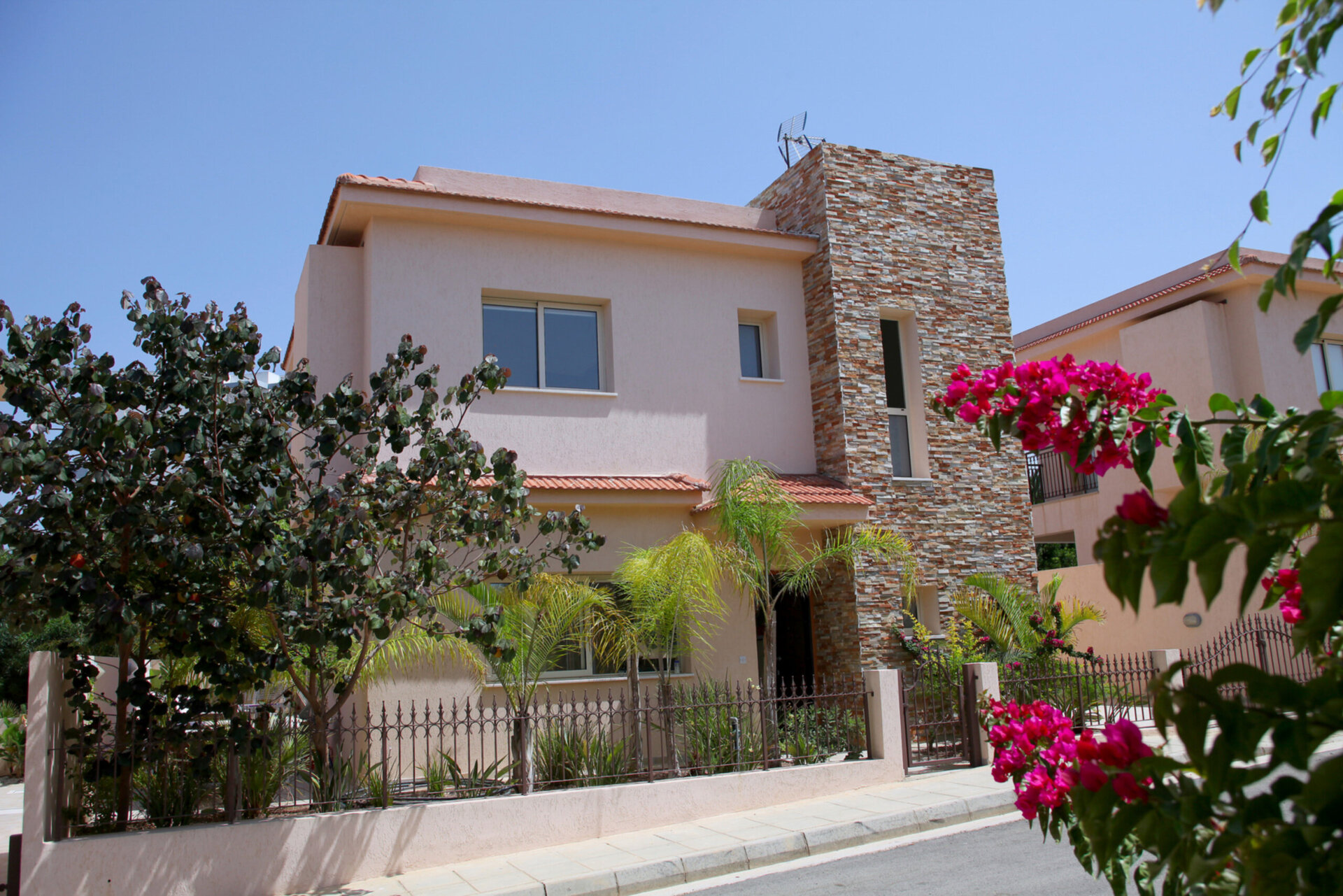 You and Your Family will love this Villa close to Pernera, Protaras Villa 1453