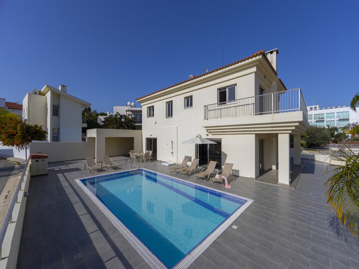 Rent Your 5-Star Villa with Private Pool – Protaras Villa 1525