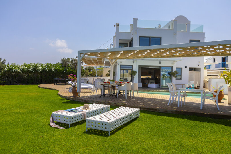 5 Star Villa Protaras Beachfront Dream - Ultimate Seafront Escape
