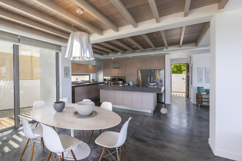 5 Star Villa Protaras Beachfront Dream - Ultimate Seafront Escape