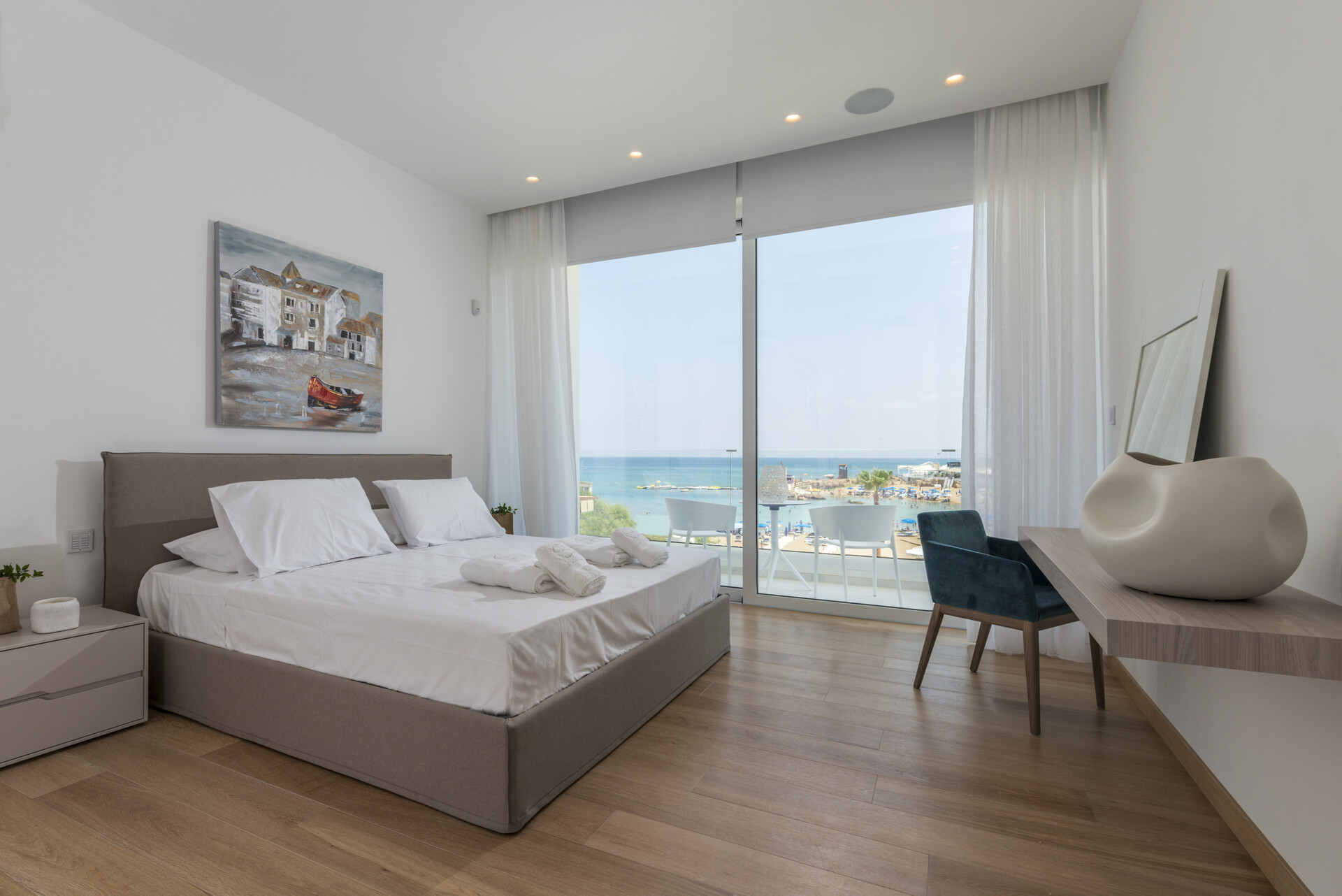 You and Your Family will love this Beachfront Villa, Protaras Villa 1539